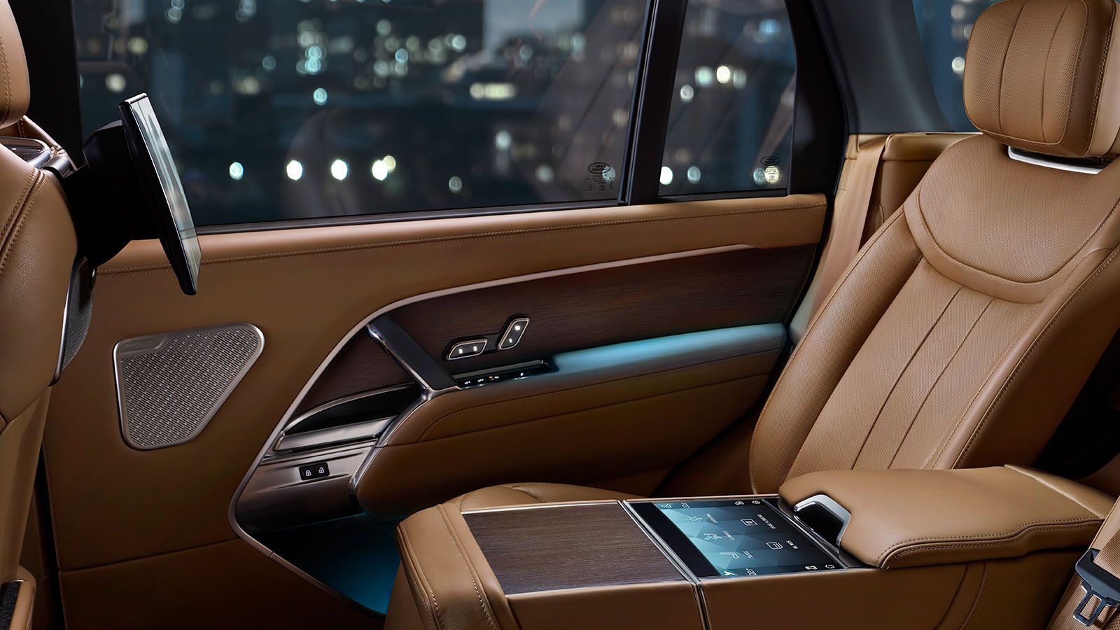 РЕГУЛИРУЕМАЯ ПОДСВЕТКА САЛОНА