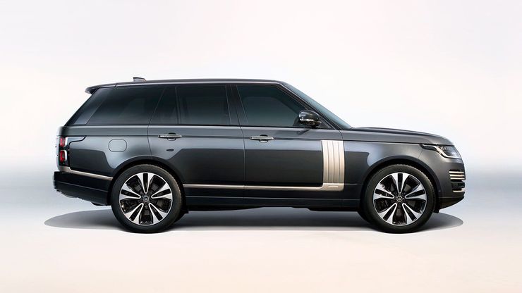 22-дюймовые колесные диски Style 5087 с отделкой Gloss Black и Diamond Turned.